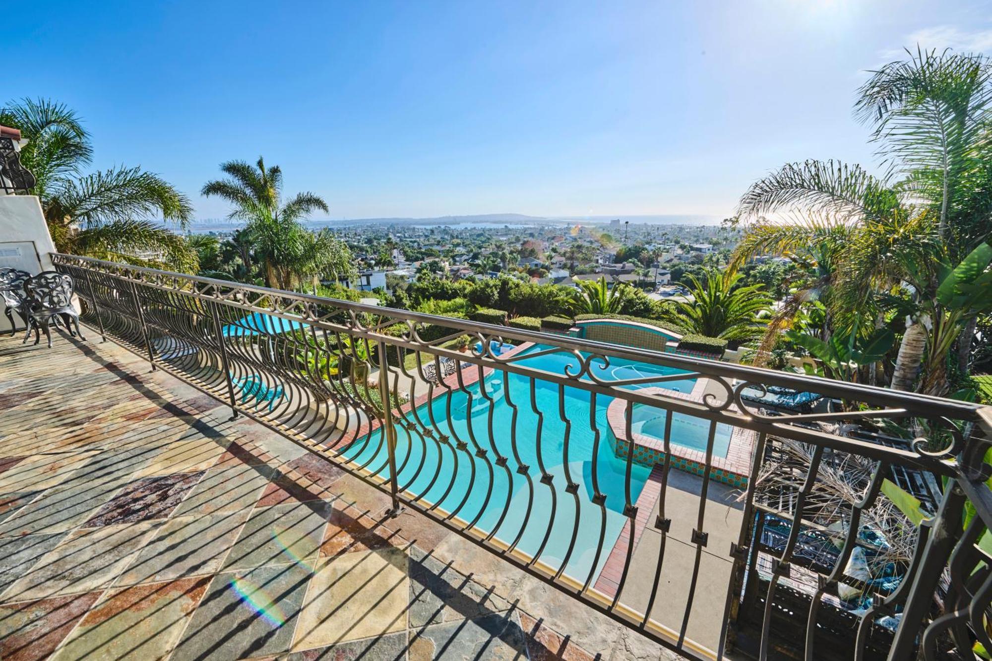 360 Degree Ocean & City Views With Pool, Spa, Close To The Beach! Pets Ok サンディエゴ エクステリア 写真